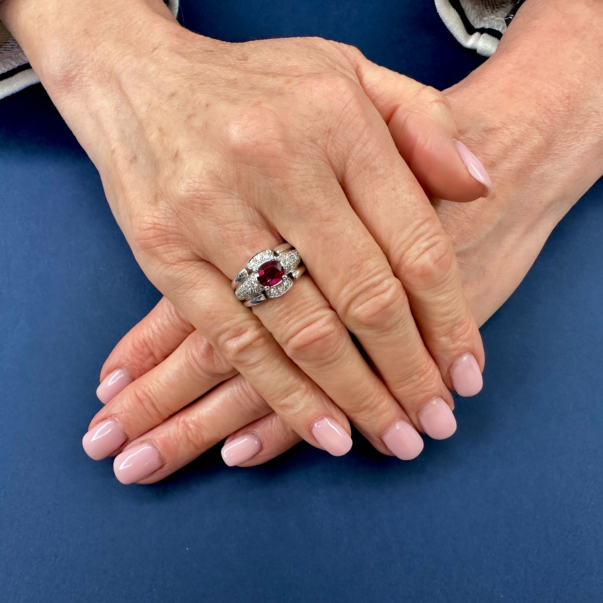 Anello rubino