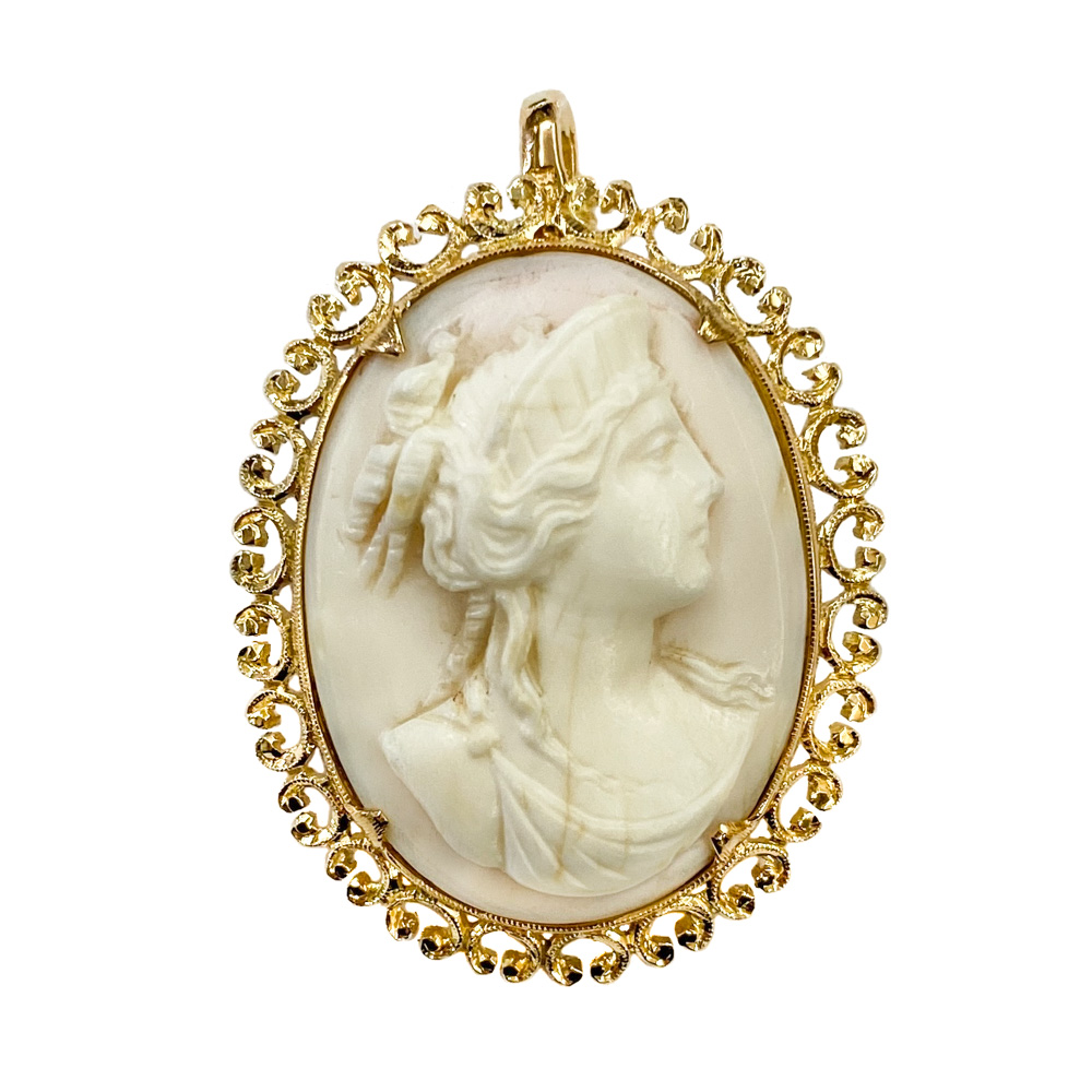 18 karat yellow gold pendant with coral cameo - Italy 1950s - Jewels  antique on sale online | Passione Antiqua