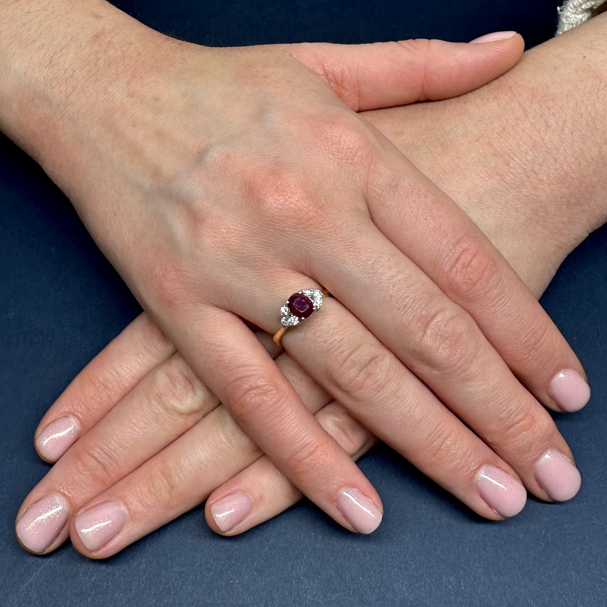 Anello rubino