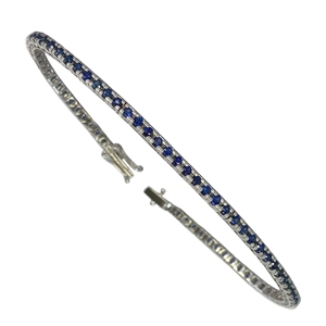 18 karat white gold tennis bracelet with sapphires - Italy