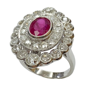 18 karat white gold ring with ruby and diamonds - Italy 1920s
